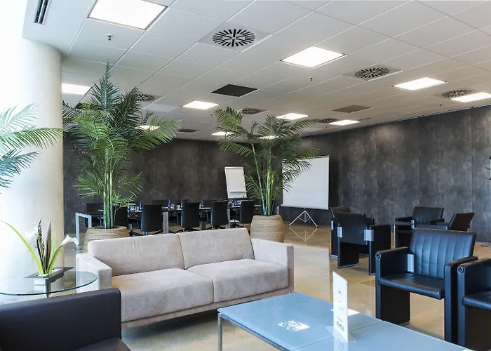 Sleep&FlyAirport Hotel